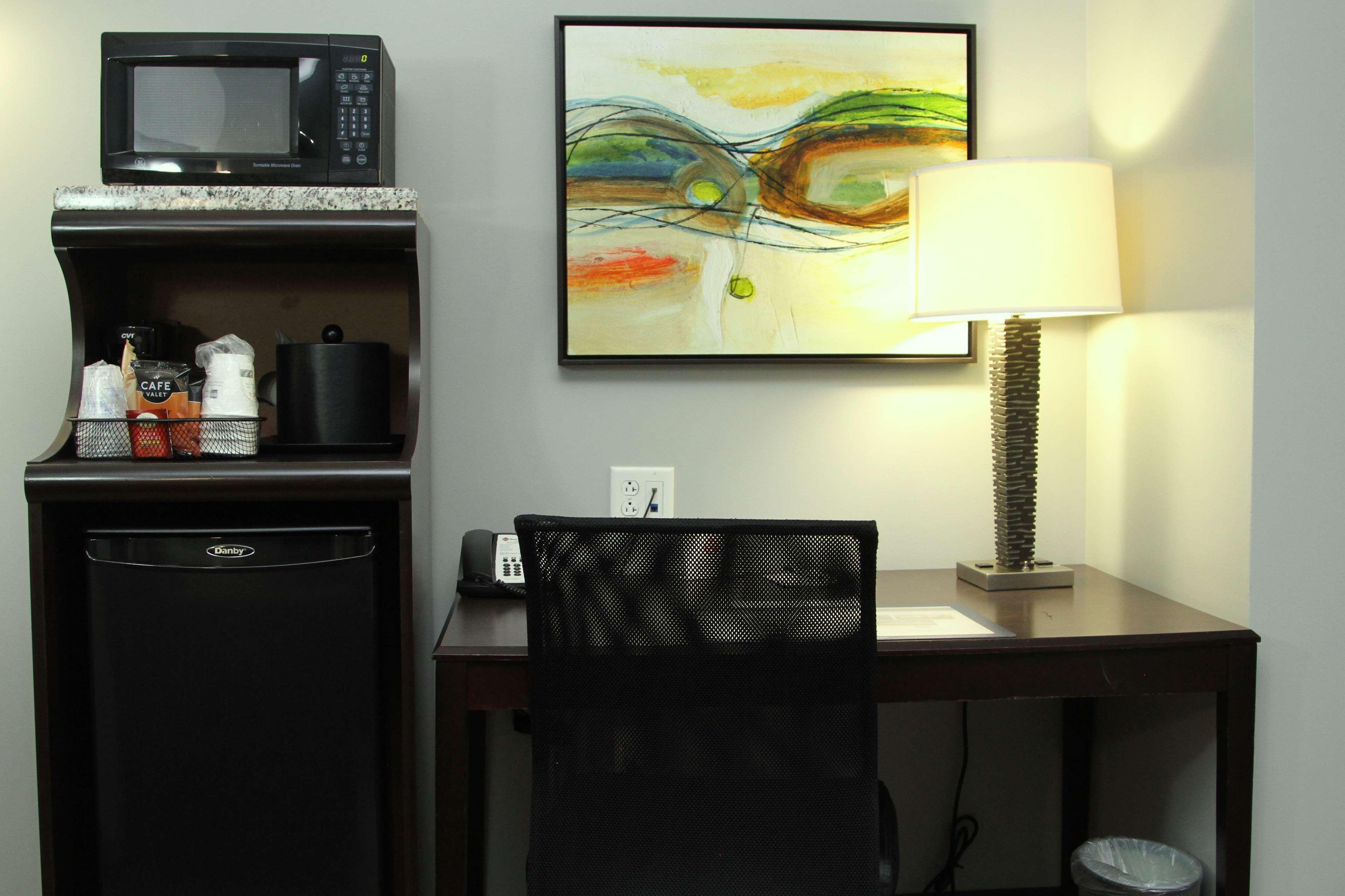 Best Western Plus Olathe Hotel Extérieur photo