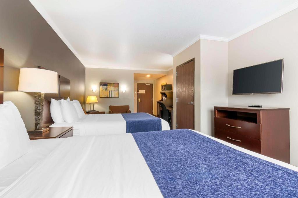 Best Western Plus Olathe Hotel Extérieur photo