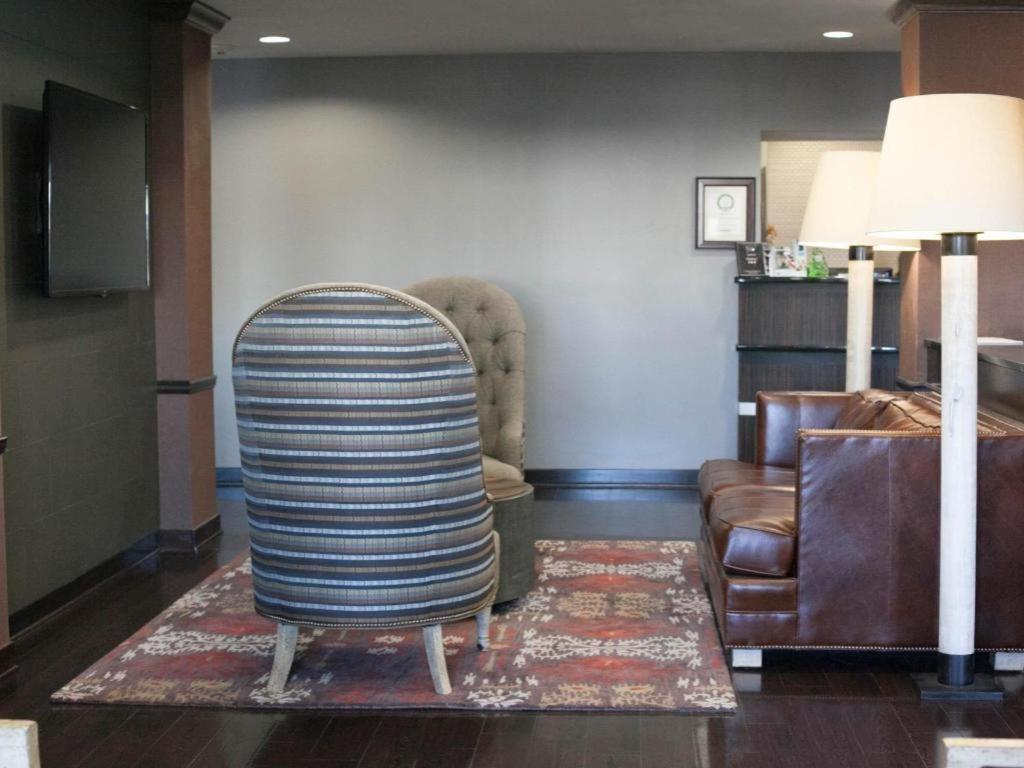 Best Western Plus Olathe Hotel Extérieur photo