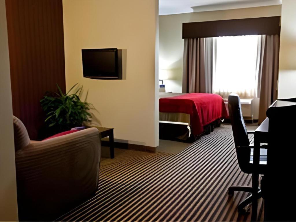 Best Western Plus Olathe Hotel Extérieur photo