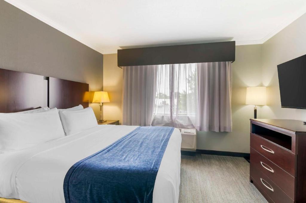 Best Western Plus Olathe Hotel Extérieur photo