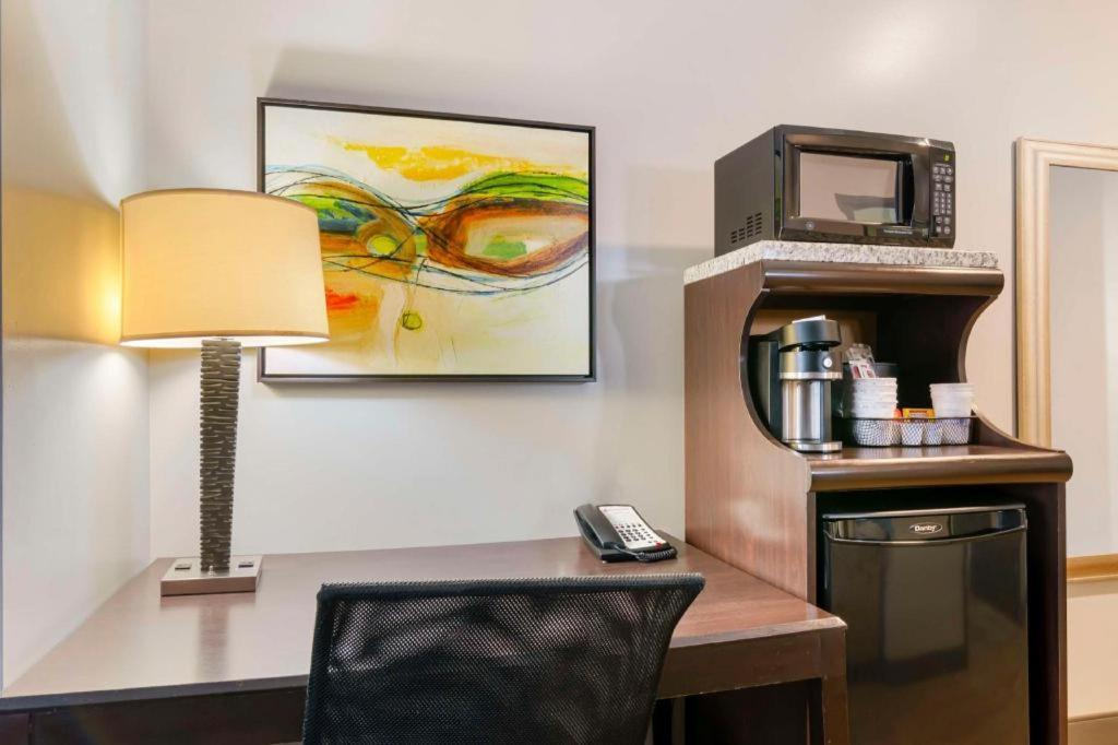 Best Western Plus Olathe Hotel Extérieur photo